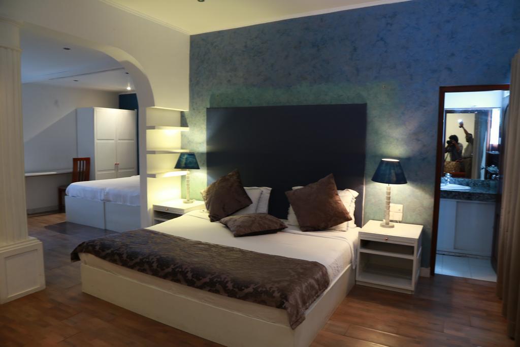 The Canes Boutique Hotel Коломбо Экстерьер фото