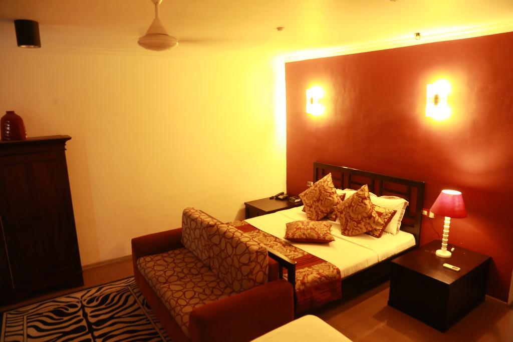 The Canes Boutique Hotel Коломбо Номер фото