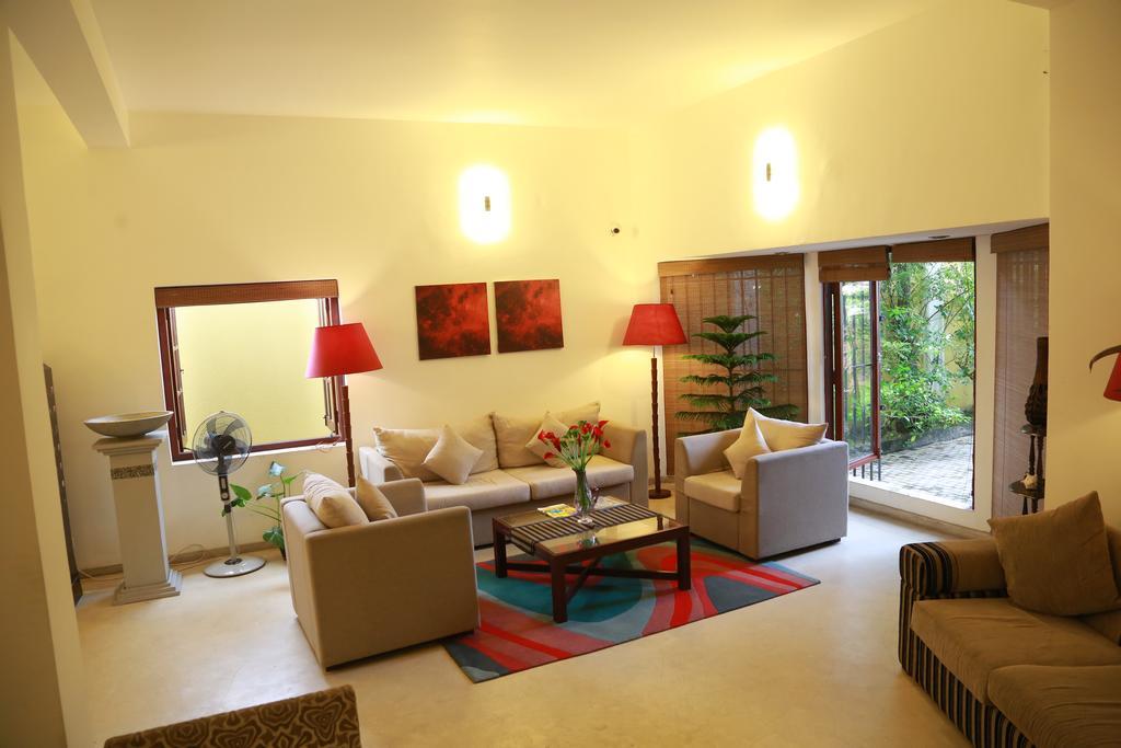 The Canes Boutique Hotel Коломбо Экстерьер фото