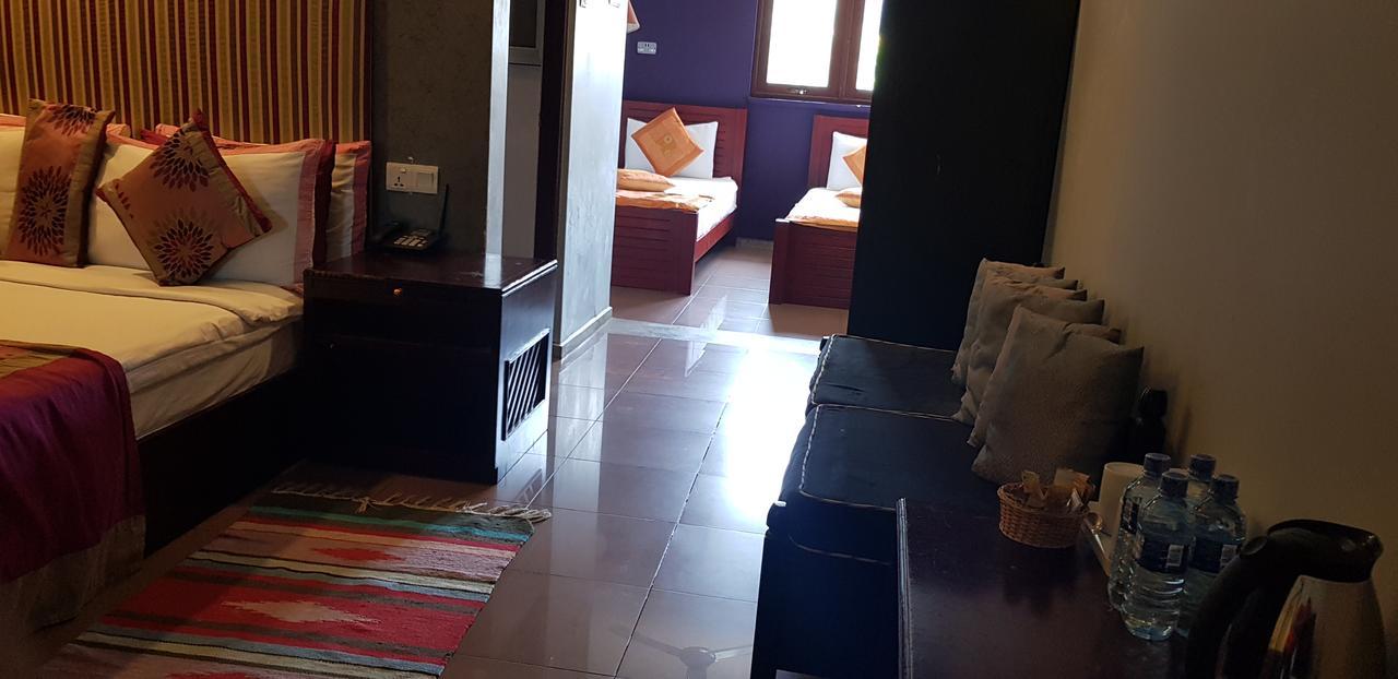 The Canes Boutique Hotel Коломбо Экстерьер фото